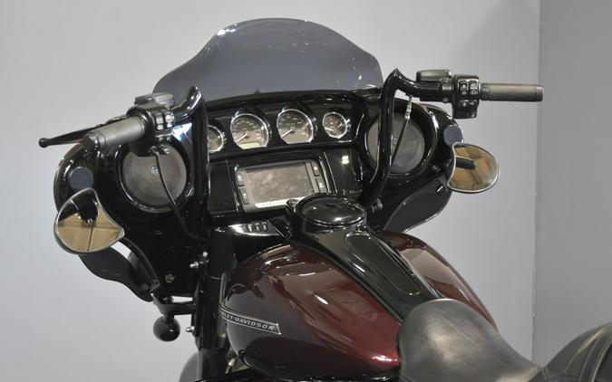 2018 Harley-Davidson Street Glide Special Twisted Cherry