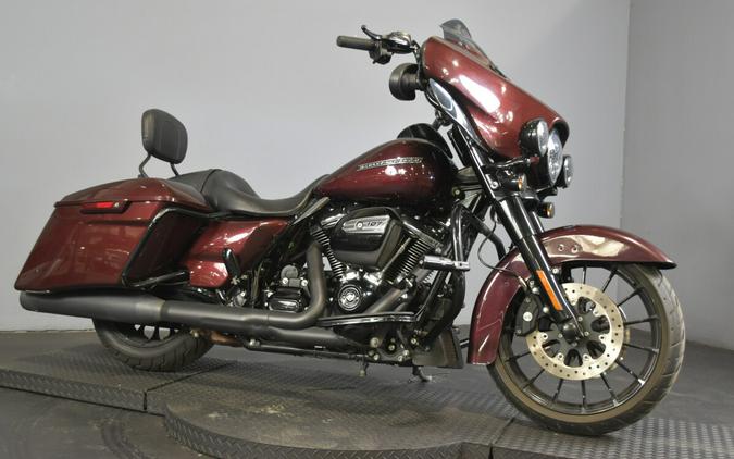 2018 Harley-Davidson Street Glide Special Twisted Cherry