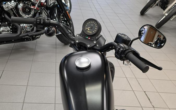 XL 883N 2021 Iron 883™