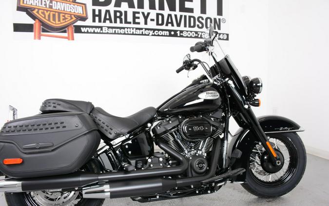 2023 Harley-Davidson FLHCS Heritage Classic