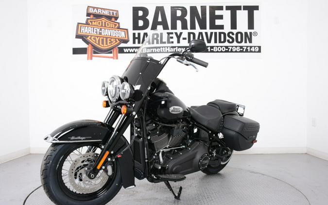 2023 Harley-Davidson FLHCS Heritage Classic