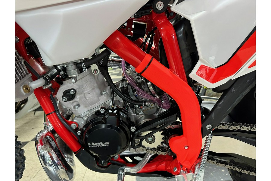 2025 Beta Motorcycles 200 RR X-PRO