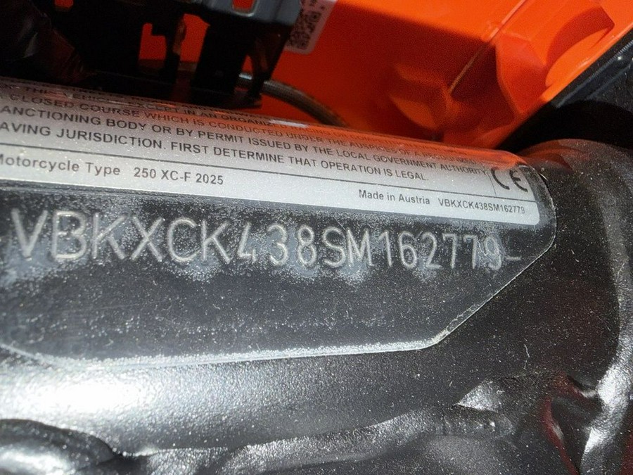 2025 KTM 250 XC-F