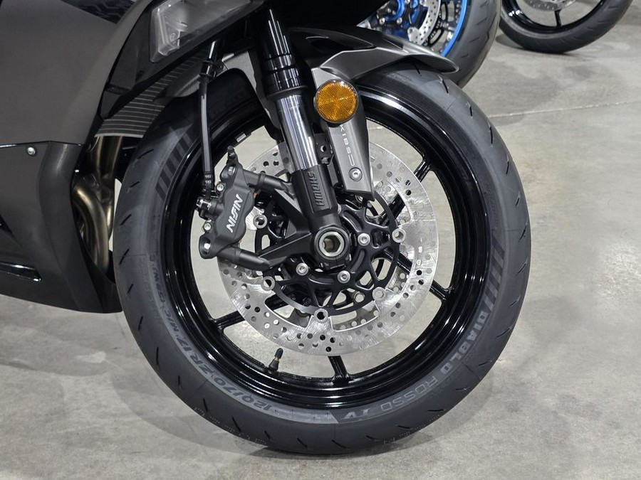 2026 Kawasaki Ninja® ZX™-6R ABS