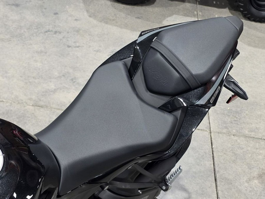 2026 Kawasaki Ninja® ZX™-6R ABS