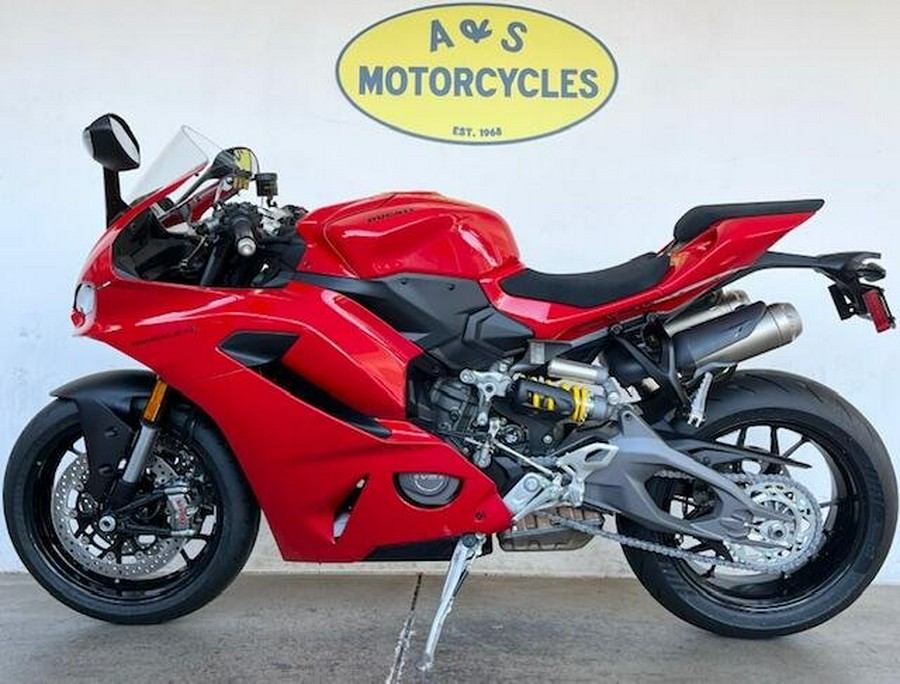 2025 Ducati PANIGALE V2 896