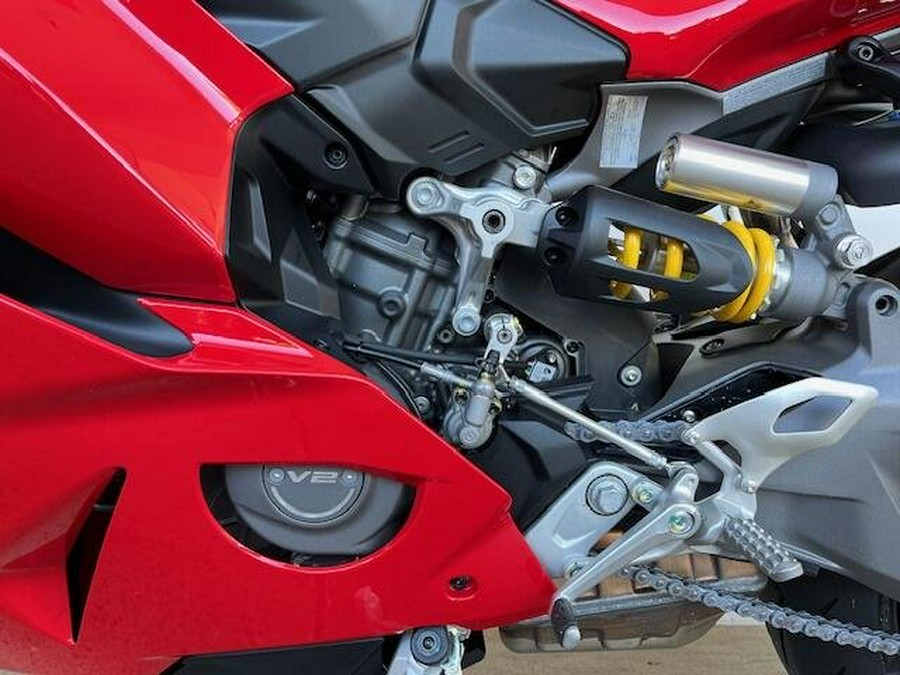 2025 Ducati PANIGALE V2 896