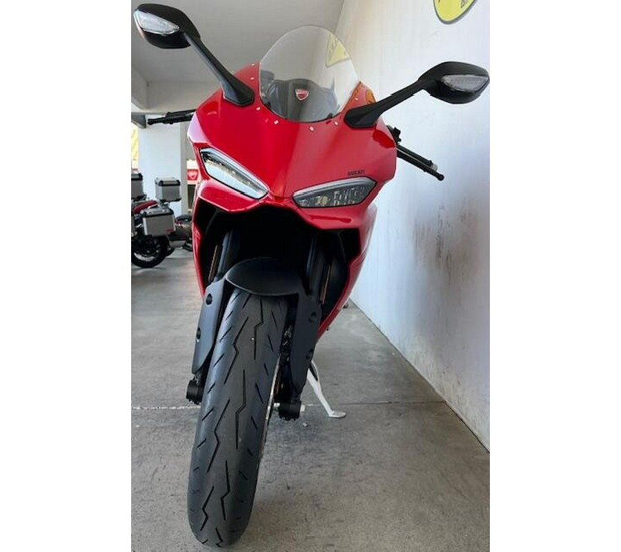 2025 Ducati PANIGALE V2 896