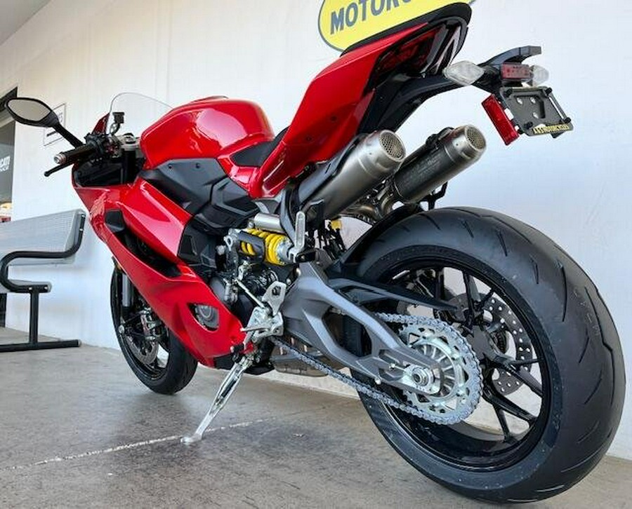 2025 Ducati PANIGALE V2 896