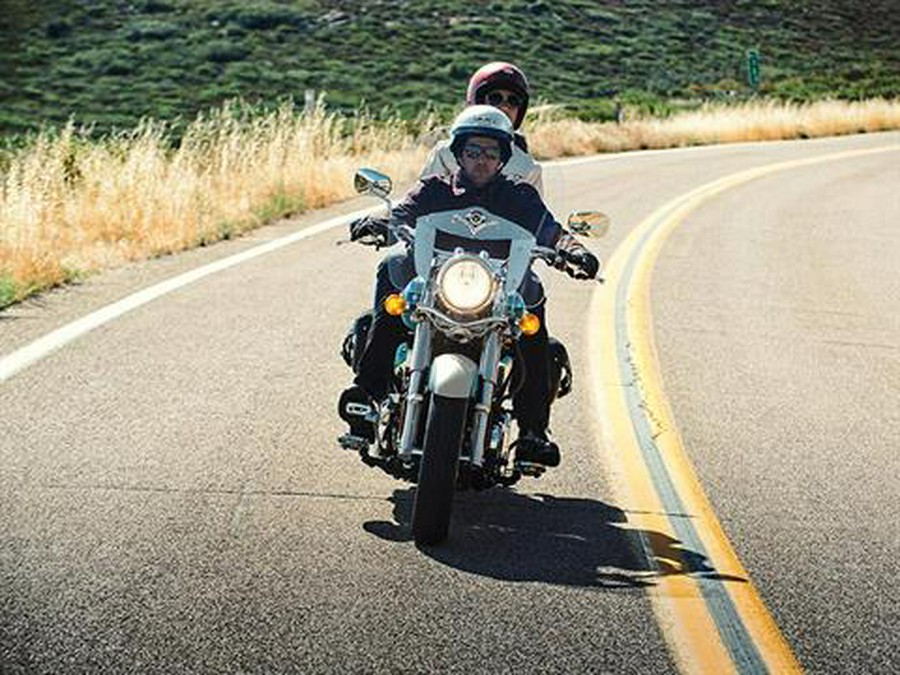 2022 Kawasaki Vulcan 900 Classic LT