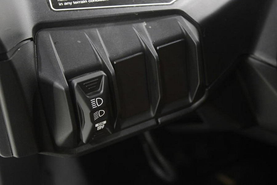 2026 Can-Am® Maverick R Max X RS