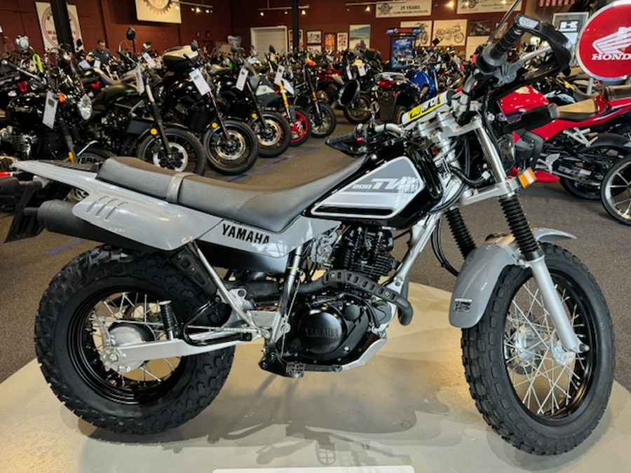 2022 Yamaha TW200