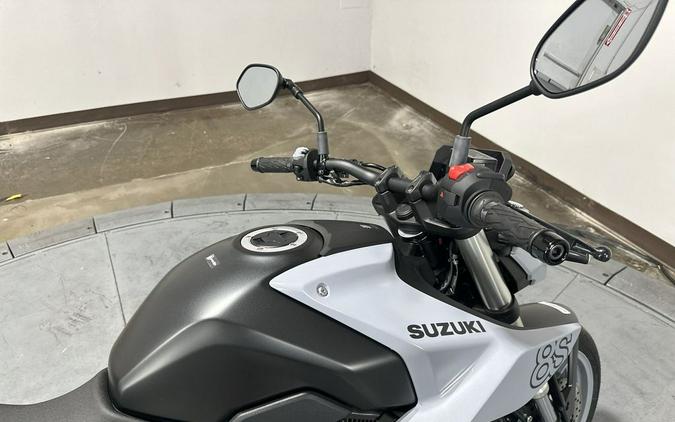 2024 Suzuki GSX 8S