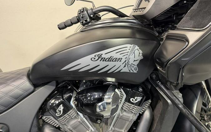 2020 Indian Challenger Dark Horse Thunder Black Smoke
