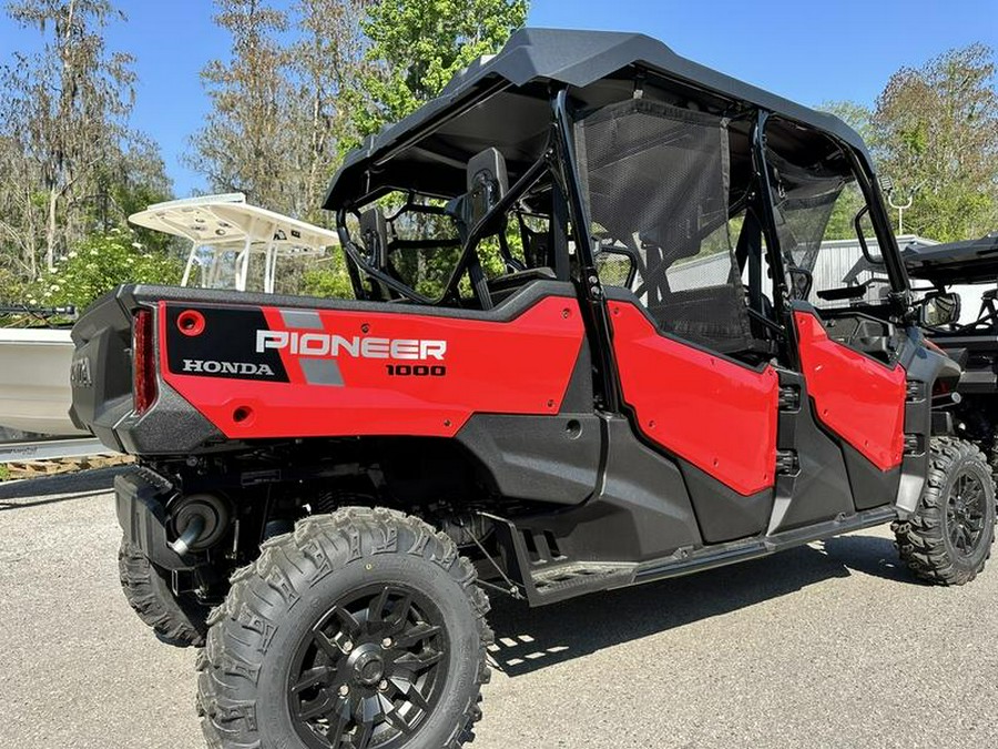 2023 Honda® Pioneer 1000-6 Deluxe Crew