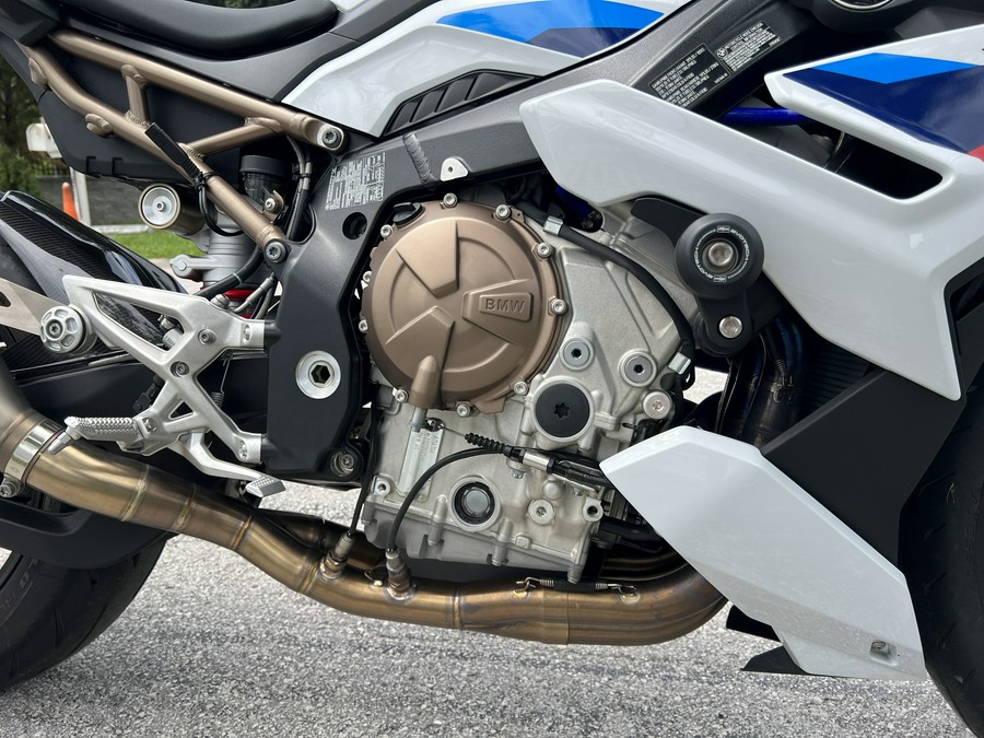 2022 BMW S 1000 R