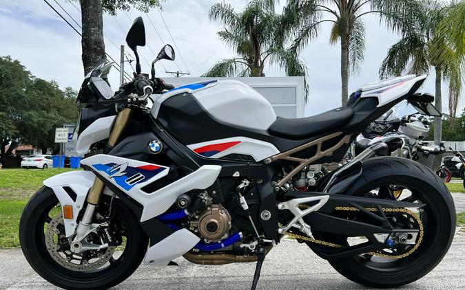 2022 BMW S 1000 R