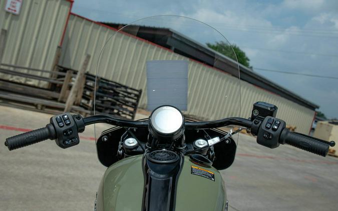 2025 Indian Motorcycle Super Chief Dark Horse