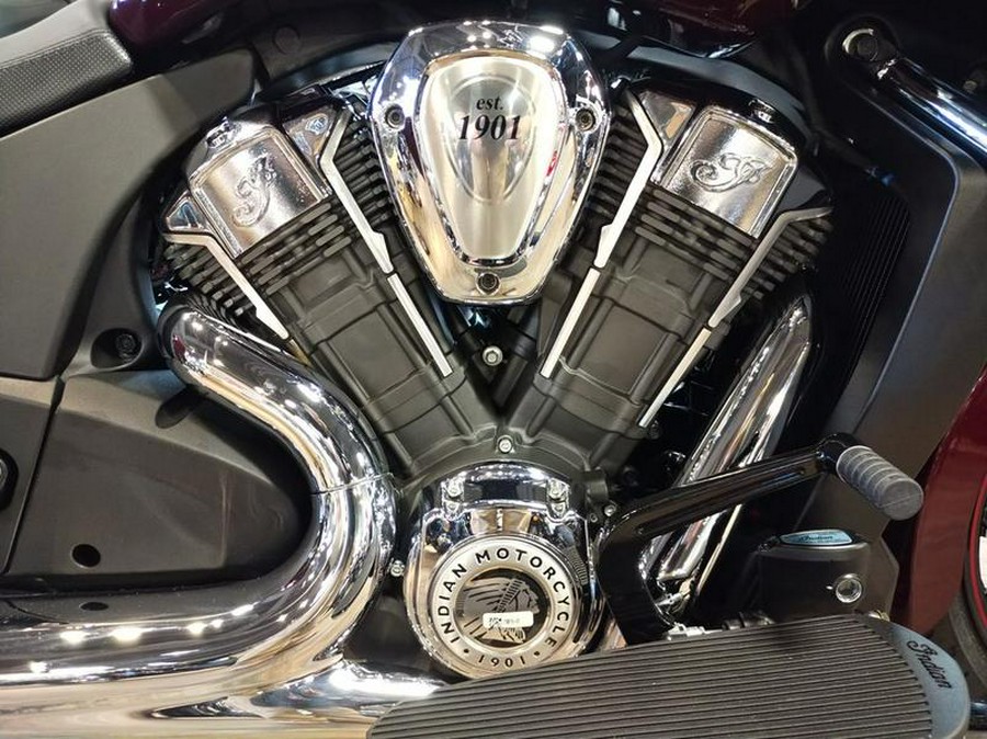 2022 Indian Motorcycle® Challenger® Limited Maroon Metallic