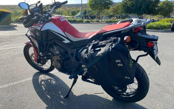 2017 Honda® Africa Twin CRF1000L DCT