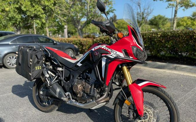 2017 Honda® Africa Twin CRF1000L DCT