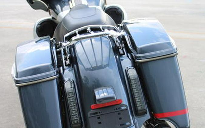 2019 Harley-Davidson® FLHXSE - CVO™ Street Glide®