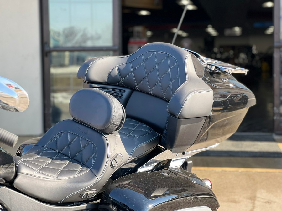 2025 Indian Motorcycle PURSUIT LIMITED 112