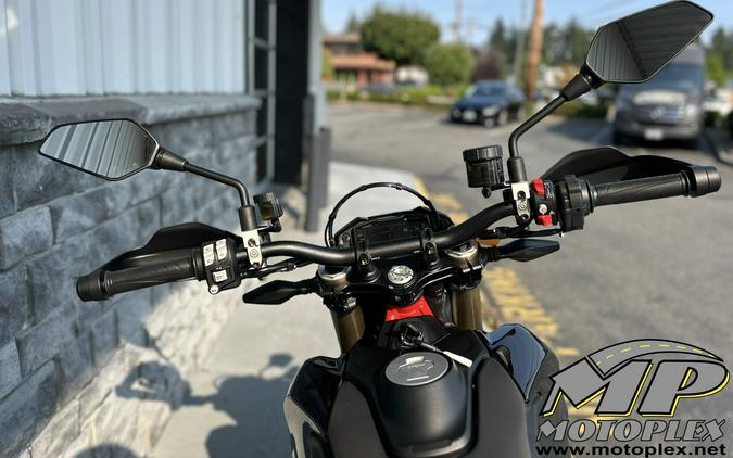 2027 Ducati Hypermotard 698 Mono Nera