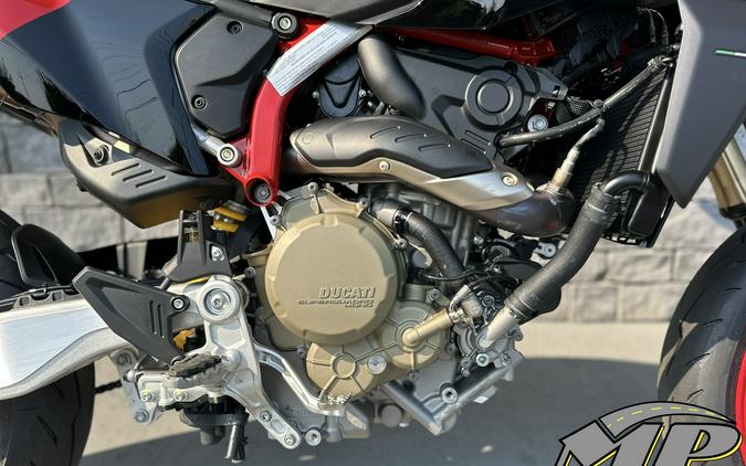 2027 Ducati Hypermotard 698 Mono Nera
