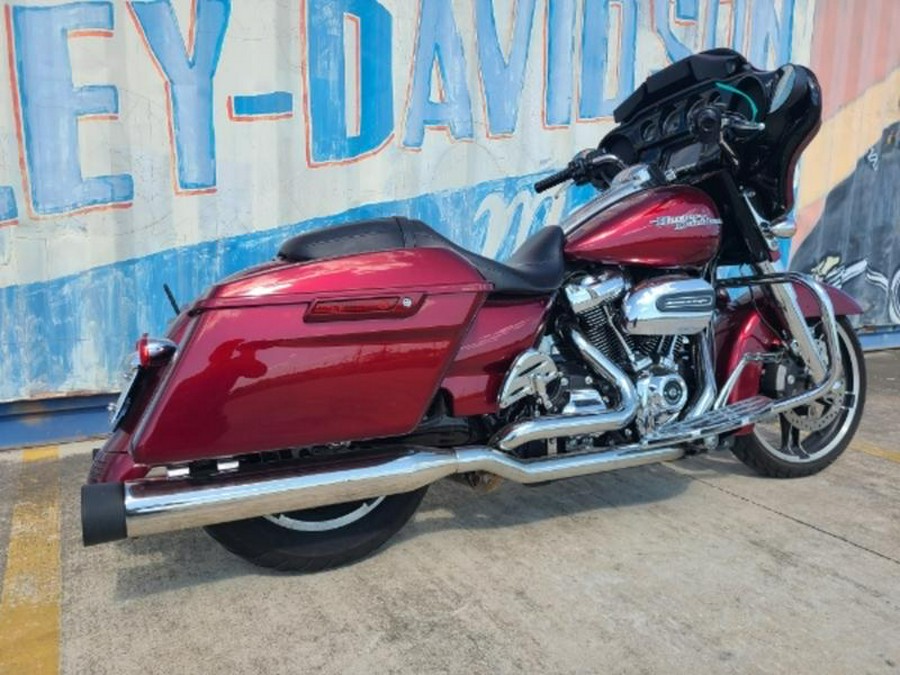 2017 Harley-Davidson® FLHXS - Street Glide® Special