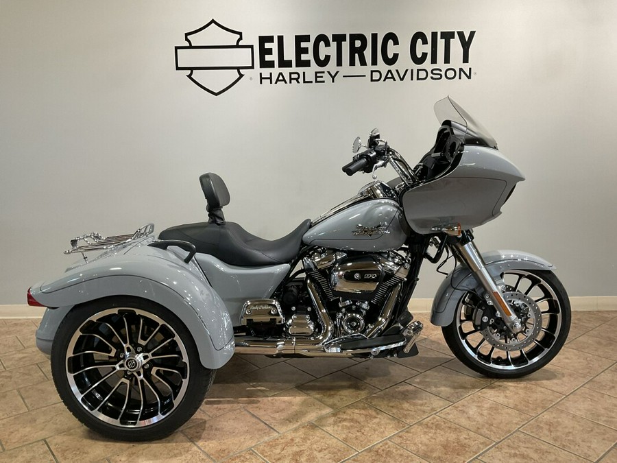 2024 Harley-Davidson® Road Glide® 3 Billiard Gray FLTRT