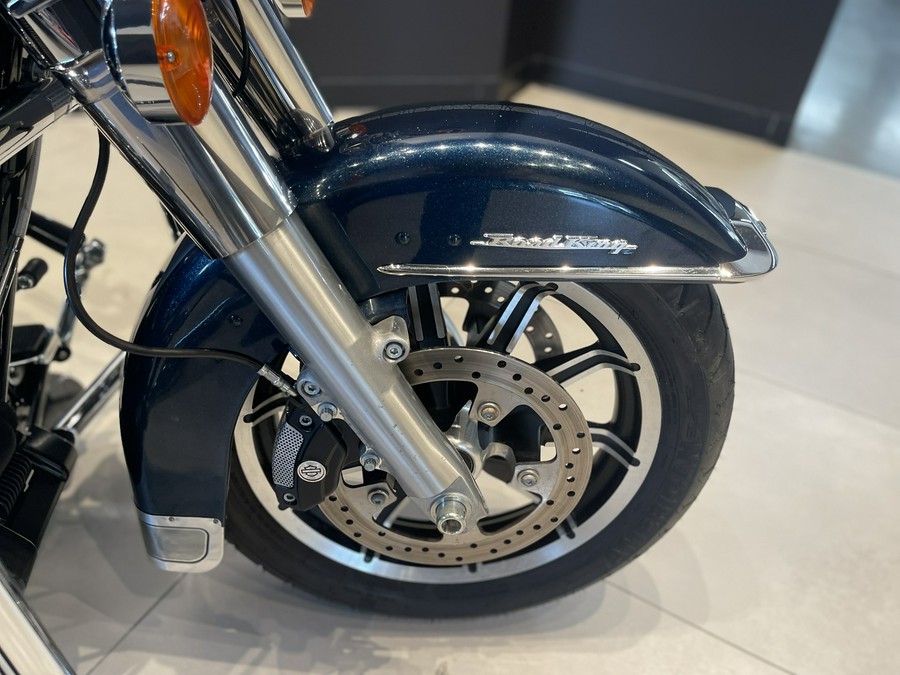 2016 Harley-Davidson Road King®