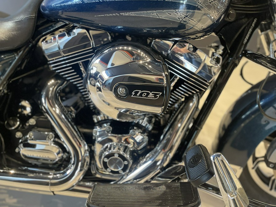 2016 Harley-Davidson Road King®