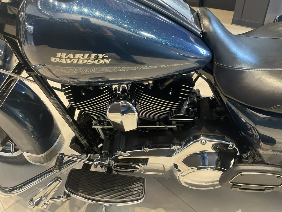 2016 Harley-Davidson Road King®