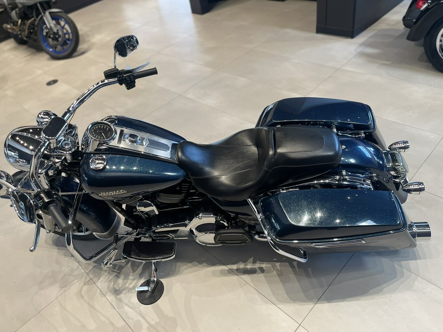 2016 Harley-Davidson Road King®