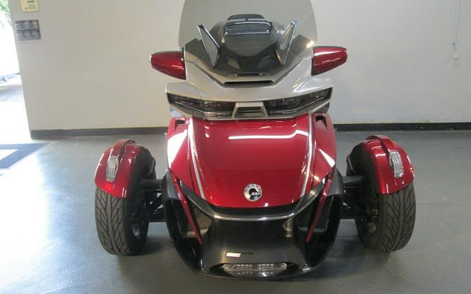 2020 Can-Am® Spyder® RT Limited Dark
