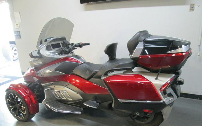 2020 Can-Am® Spyder® RT Limited Dark