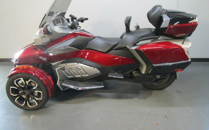 2020 Can-Am® Spyder® RT Limited Dark