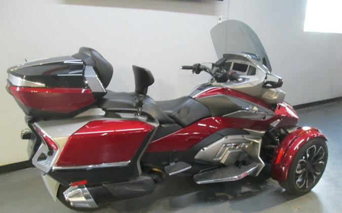 2020 Can-Am® Spyder® RT Limited Dark