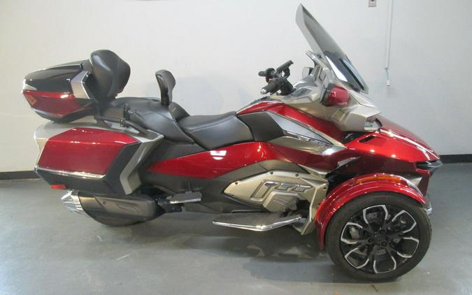 2020 Can-Am® Spyder® RT Limited Dark
