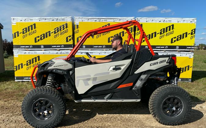 2022 Can-Am Maverick Sport X RC 1000R