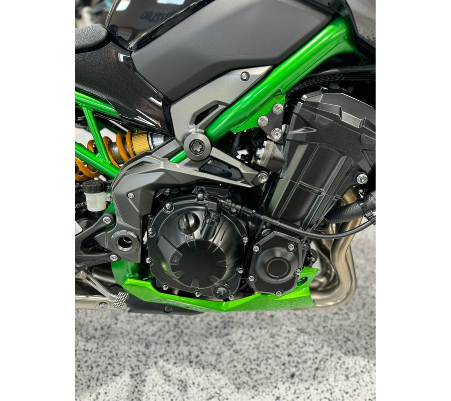 2024 Kawasaki Z900 SE ABS