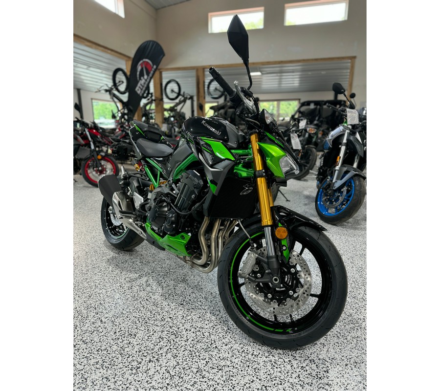 2024 Kawasaki Z900 SE ABS