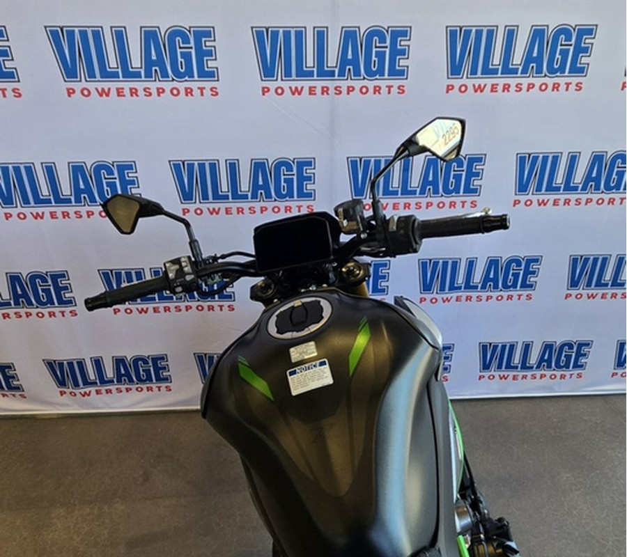 2026 Kawasaki Z900 SE ABS