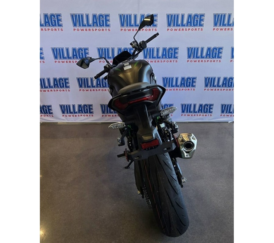 2026 Kawasaki Z900 SE ABS