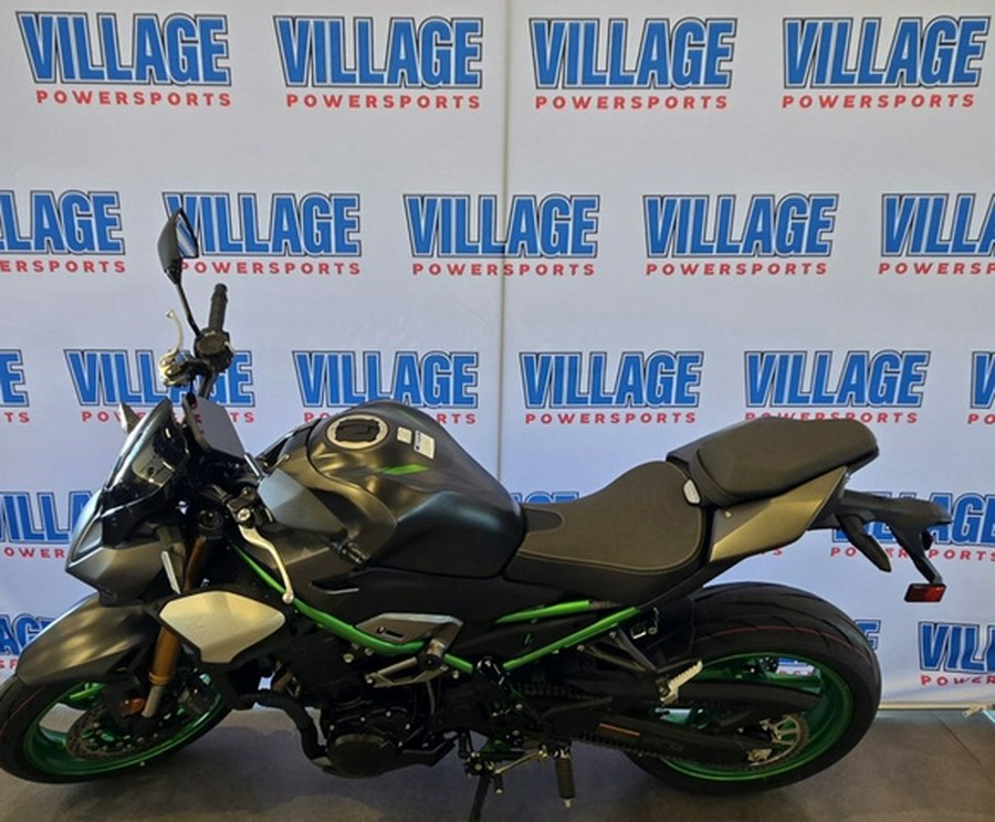 2026 Kawasaki Z900 SE ABS