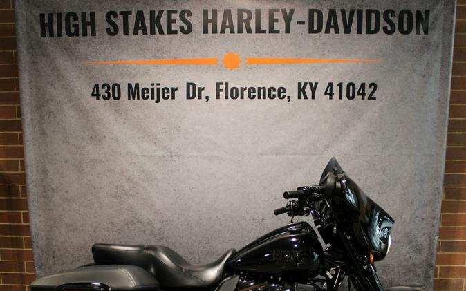 2022 Harley-Davidson® Road Glide® ST Vivid Black