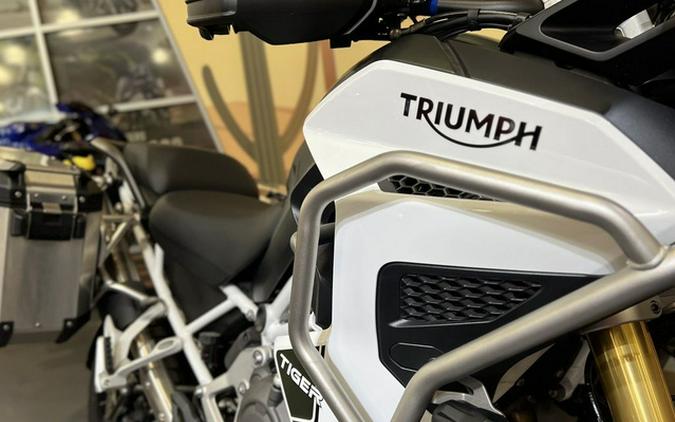 2023 Triumph Tiger 1200 Rally Explorer Matte Khaki Green