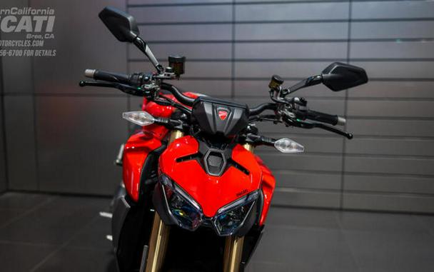 2027 Ducati Streetfighter V2 Ducati Red