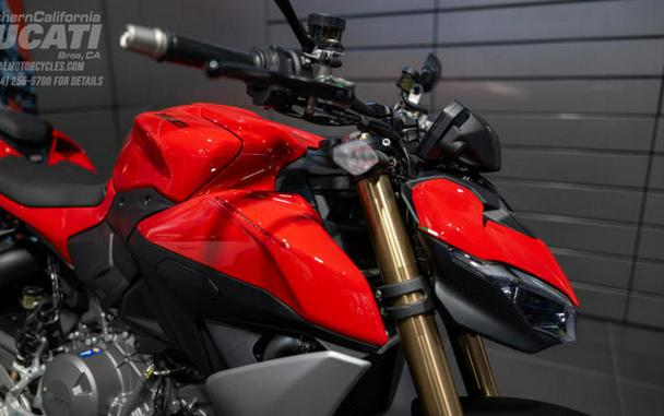 2027 Ducati Streetfighter V2 Ducati Red